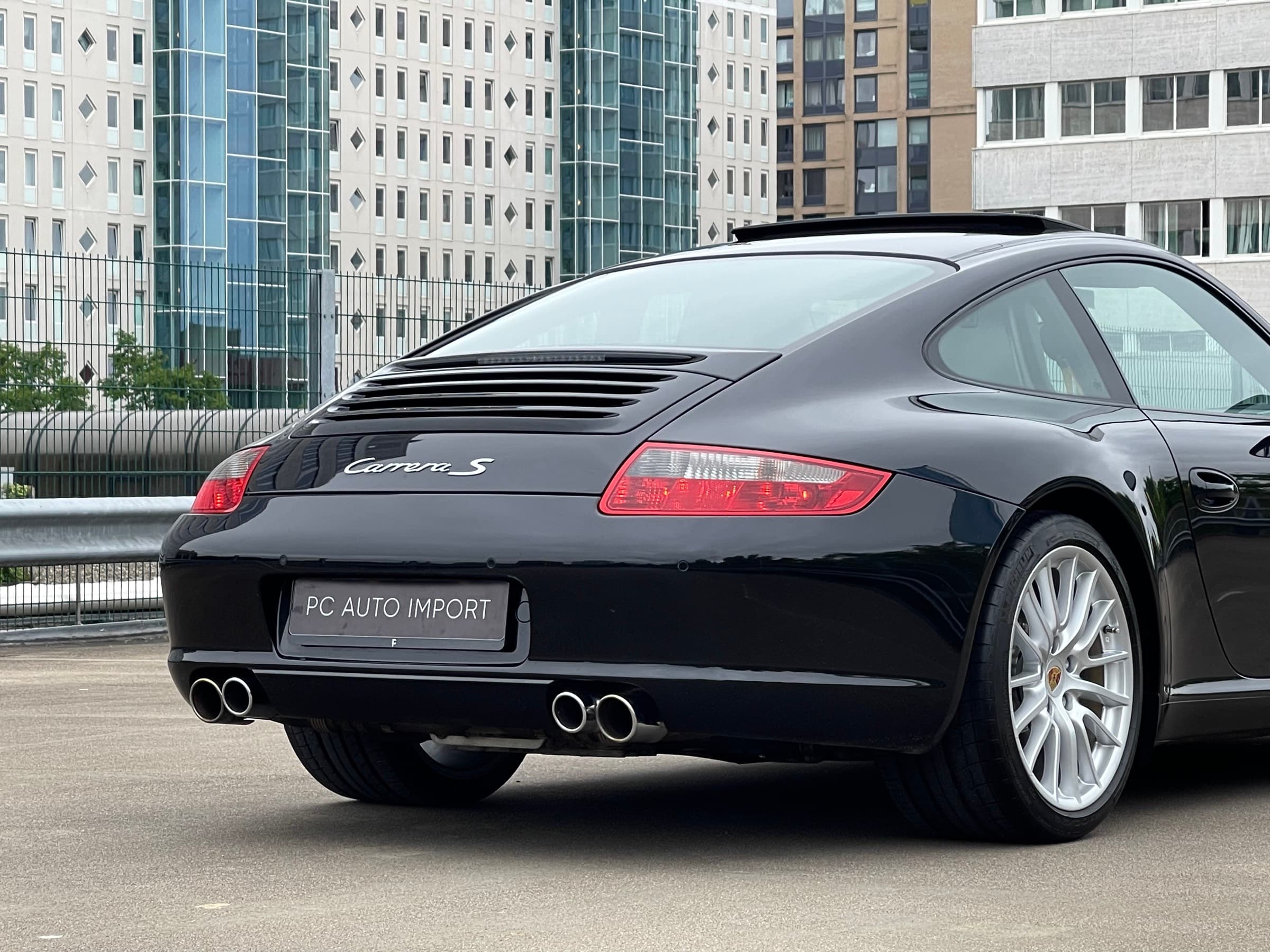 Porsche 911 Carrera S — PC Sports & Classics, Amsterdam