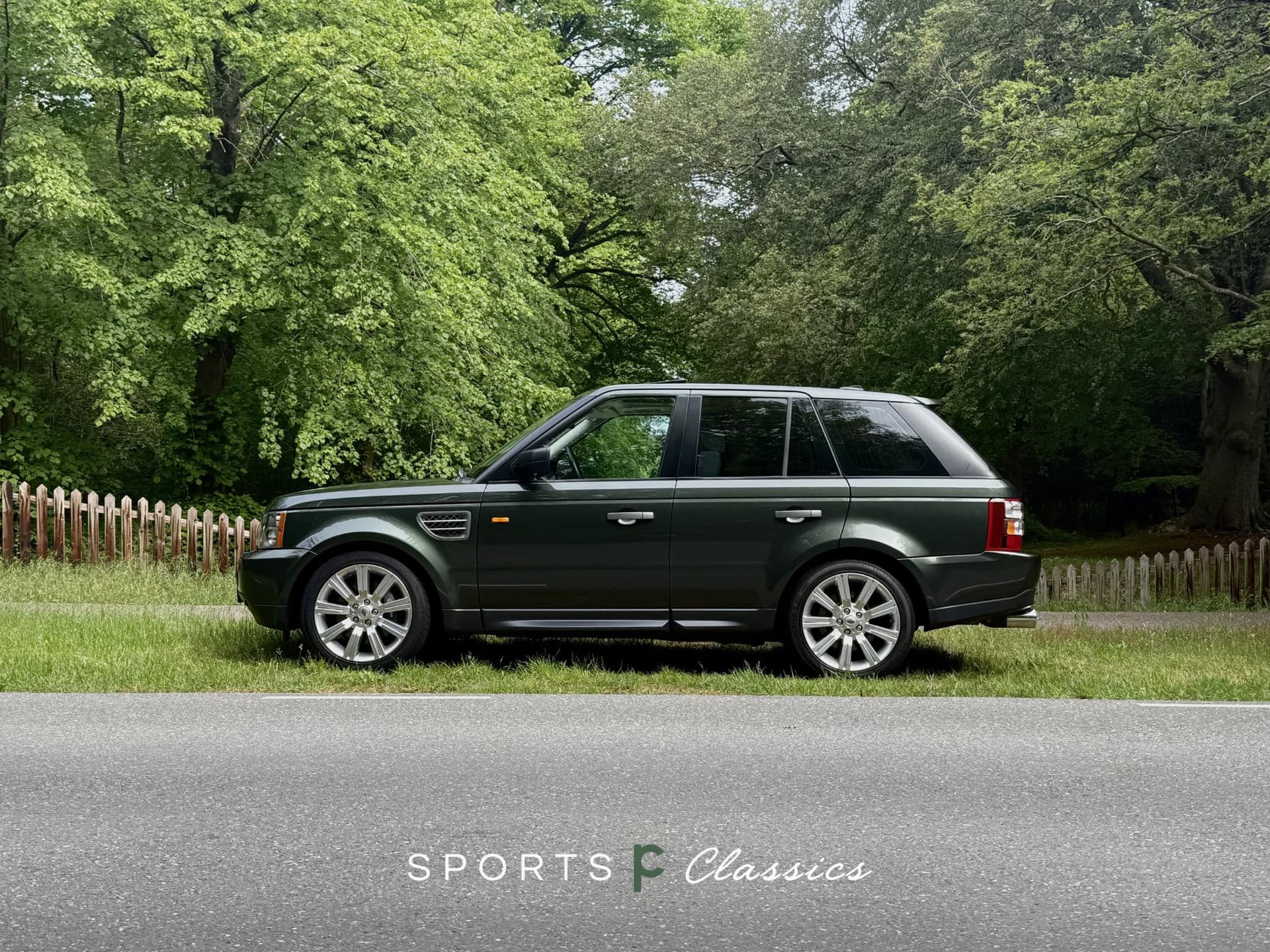 Land Rover Range Rover Sport 4.2 V8 Supercharged Tonga Green l First Paint | Full History | Collector's Item