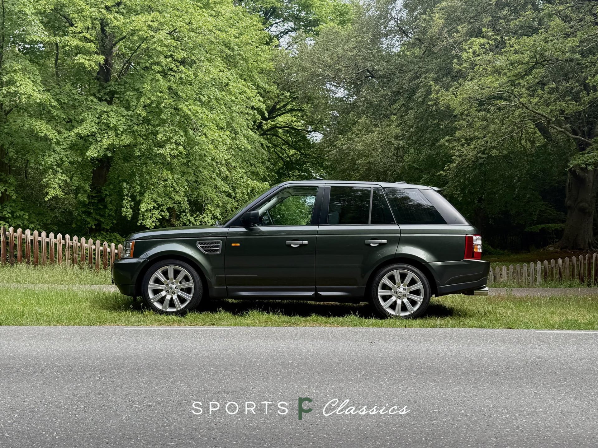 Land Rover Range Rover Sport 4.2 V8 Supercharged Tonga Green l First Paint | Full History | Collector's Item