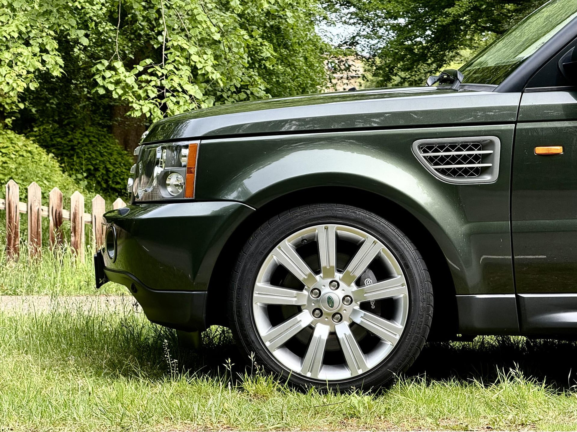 Land Rover Range Rover Sport 4.2 V8 Supercharged Tonga Green l First Paint | Full History | Collector's Item