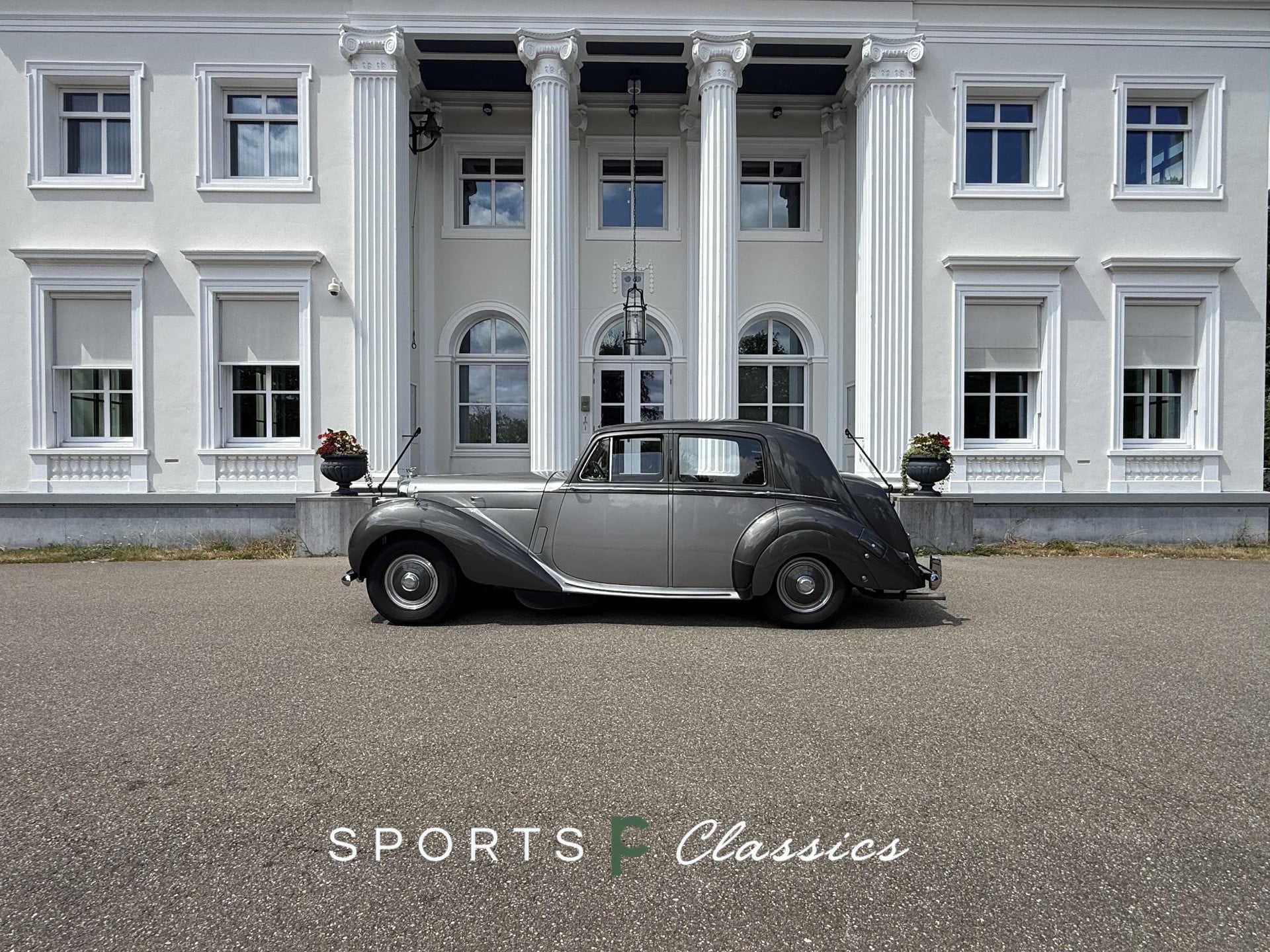 Bentley  Mark vi LHD 1952 chassis B472LNZ, factory left-hand drive, 14,215 miles