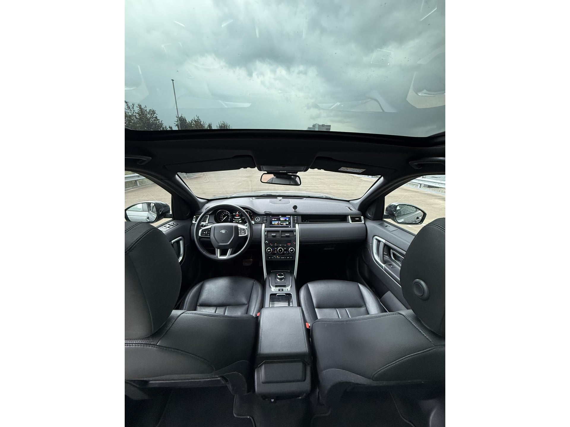 Land Rover Discovery Sport 2.0 TD4 Urban Series SE Dynamic Camera Panoramadak Leder