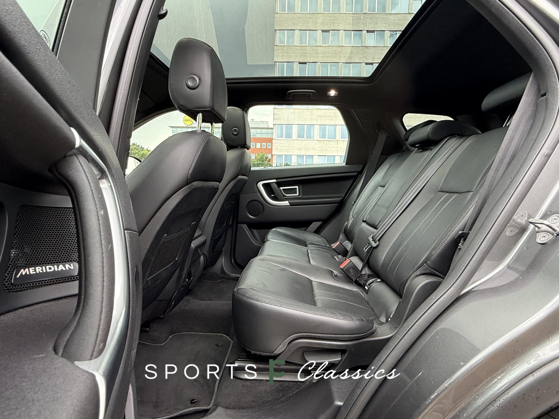 Land Rover Discovery Sport 2.0 TD4 Urban Series SE Dynamic Camera Panoramadak Leder