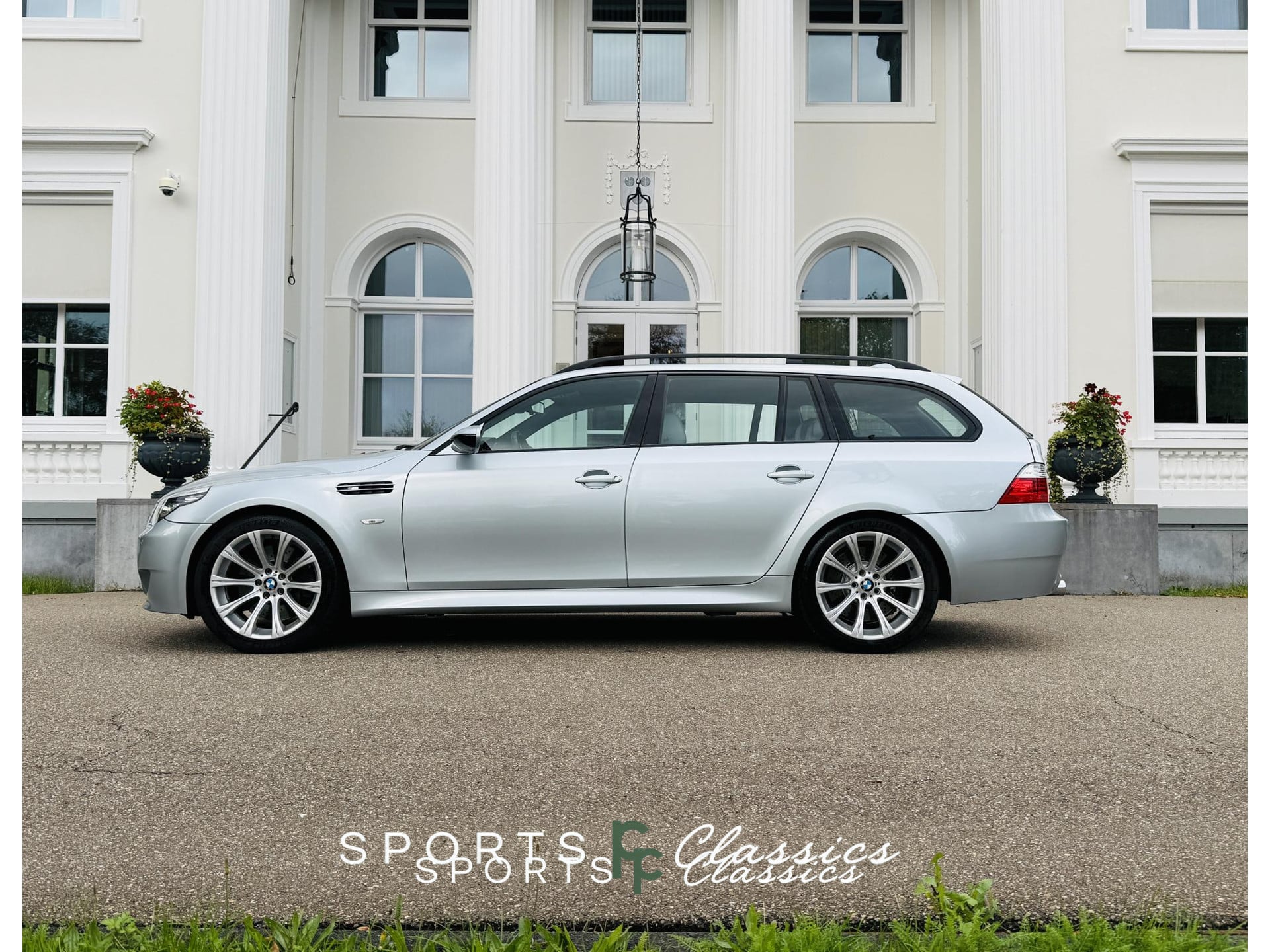 BMW M5 5-serie Touring Volleder l Softclose l Origineel l l Silverstone II int + ext